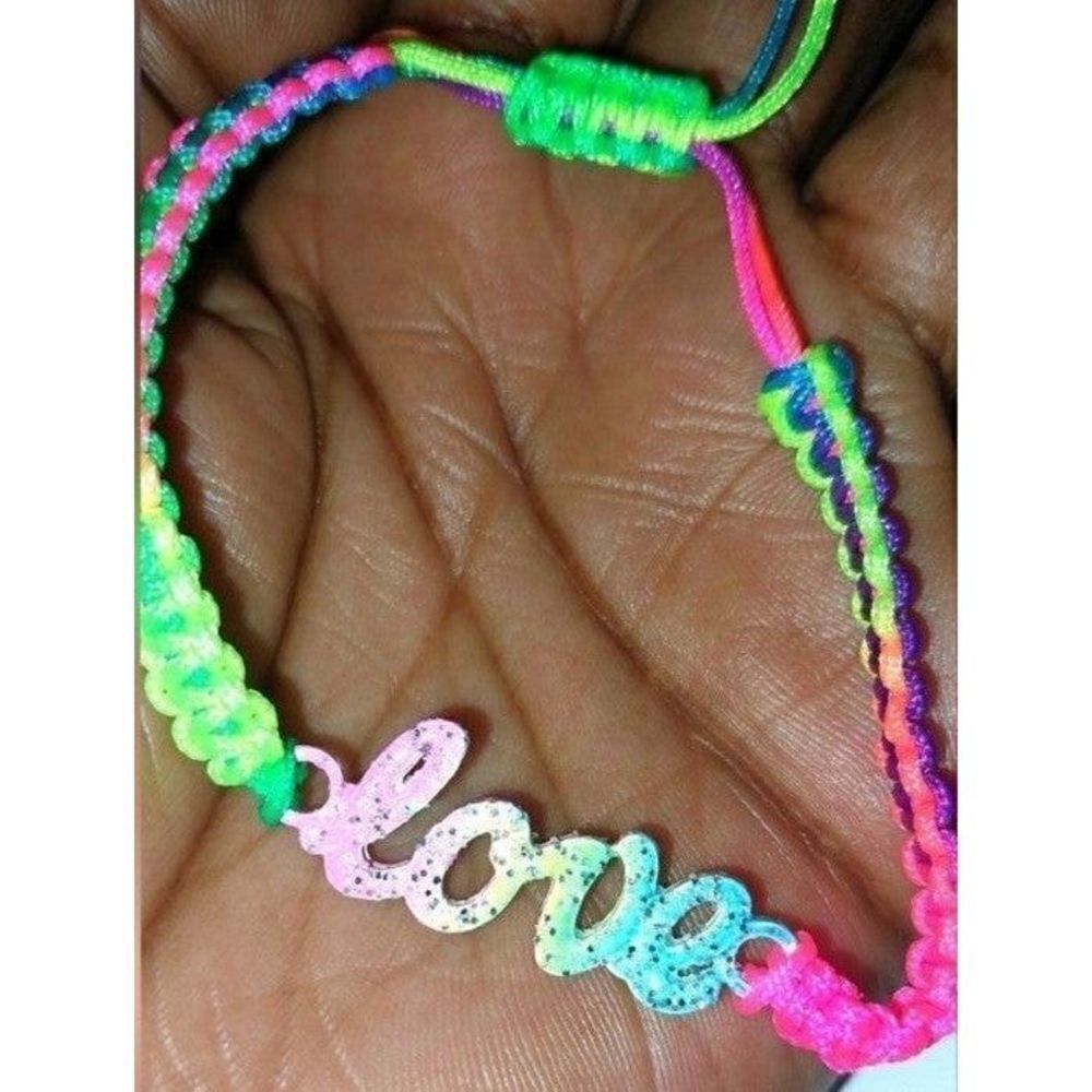 Hand CRAFTED Super cute girls bracelet